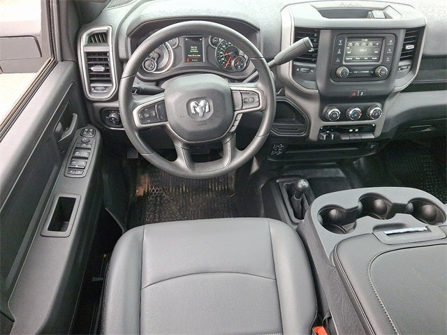 2023 RAM 3500 Tradesman Crew Cab 4x4 8' Box