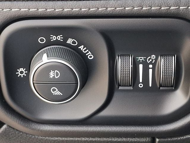 2025 RAM 3500 Limited Mega Cab 4x4 6'4' Box