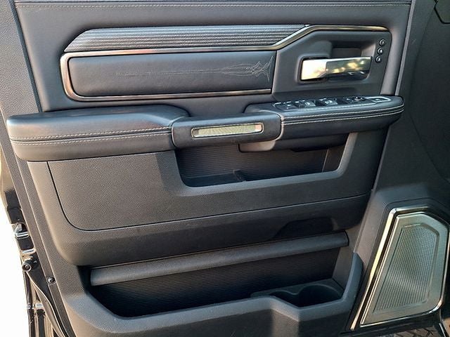 2020 RAM 3500 Limited Crew Cab 4x4 6'4' Box