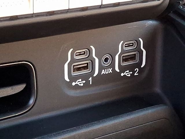 2020 RAM 3500 Limited Crew Cab 4x4 6'4' Box