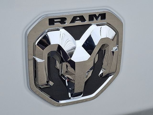 2024 RAM 2500 Tradesman Regular Cab 4x4 8' Box