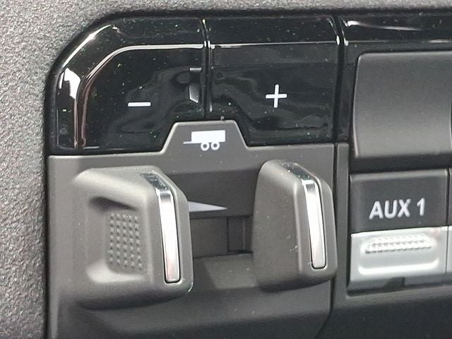 2024 RAM 2500 Tradesman Regular Cab 4x4 8' Box