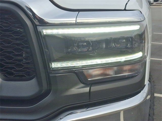 2020 RAM 2500 Tradesman Crew Cab 4X4 6'4' Box