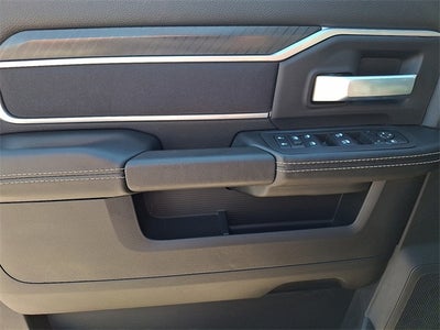 2025 RAM 5500HD Tradesman/Big Horn